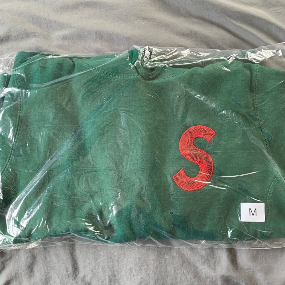 Supreme S logo hoodie